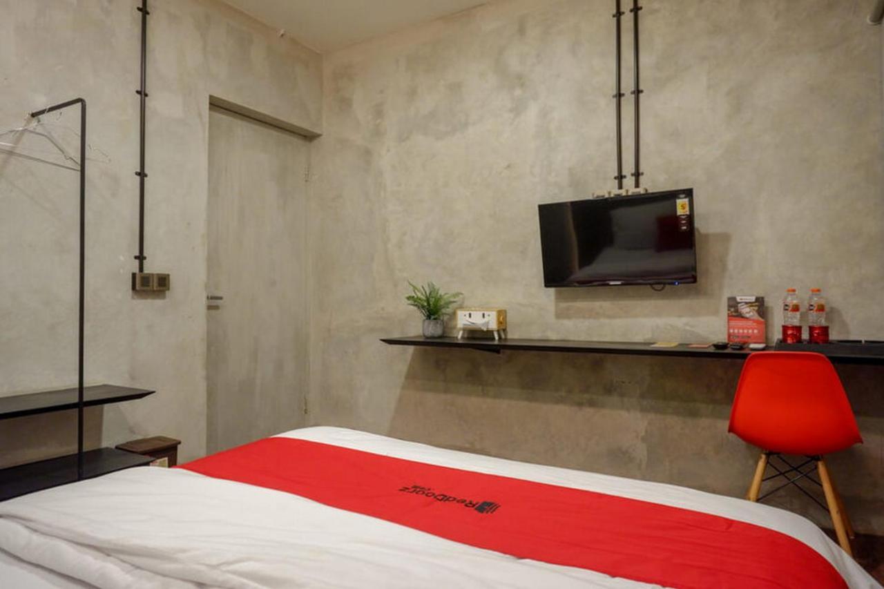 Reddoorz Plus Near Kawasan Sam Poo Kong Semarang Exterior photo